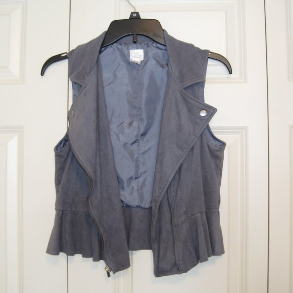 LC Lauren Conrad Faux-Suede Peplum Vest sz 4 - Picture 8 of 9